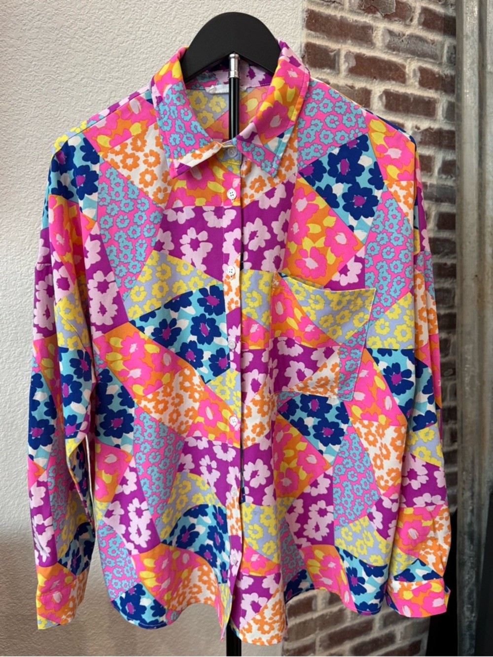 Emily Wonder Boutique 70’s Hippie Vibe Colorful Pink Long Sleeve Button Down Top